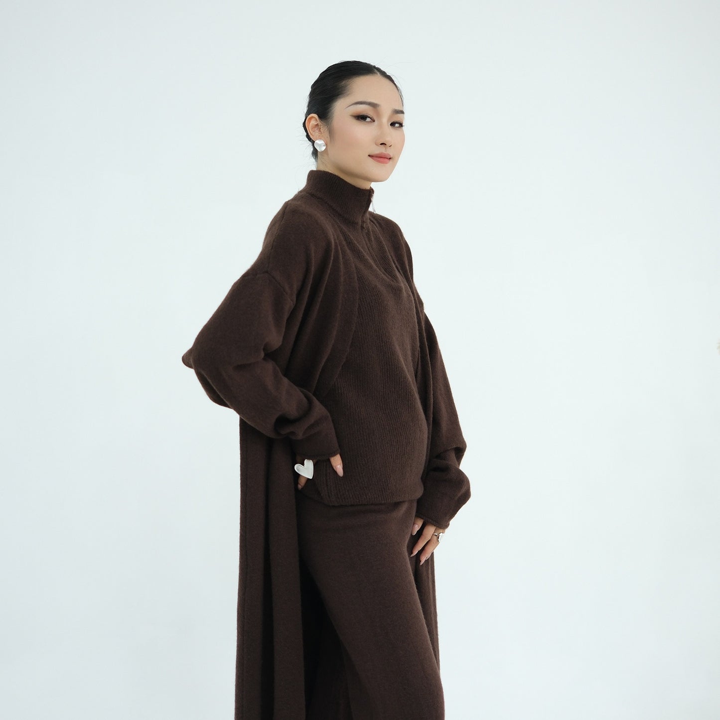 MH73 Muslim Women Winter Knit Abaya Set – 3-Piece Cardigan, Vest & Pants