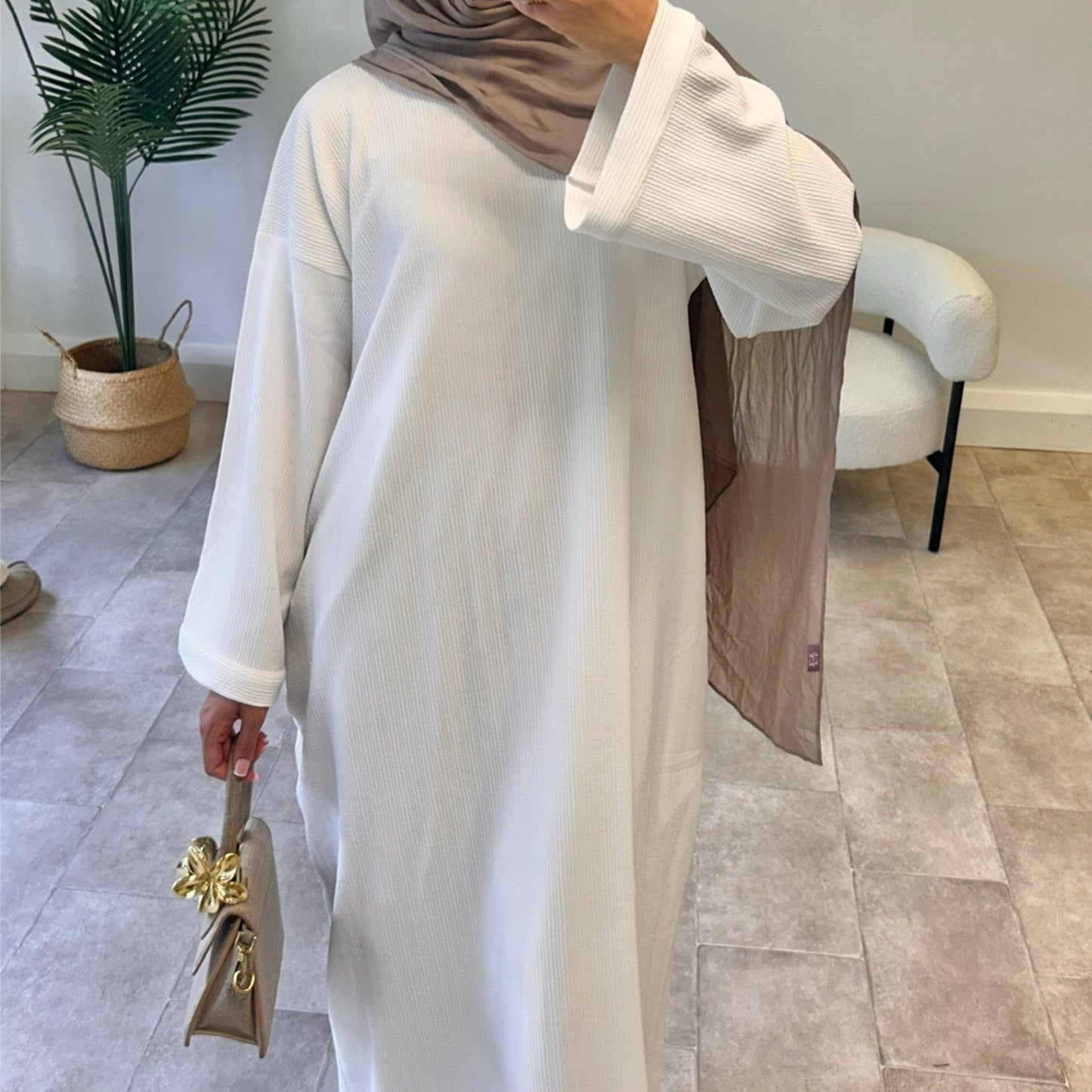 MH83 Oversized Abaya Dress for Women – Ribbed, Balloon Sleeve, Full-Length Modest Islamic Wear