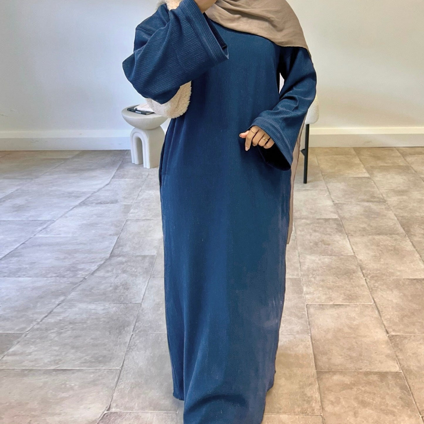 MH83 Oversized Abaya Dress for Women – Ribbed, Balloon Sleeve, Full-Length Modest Islamic Wear