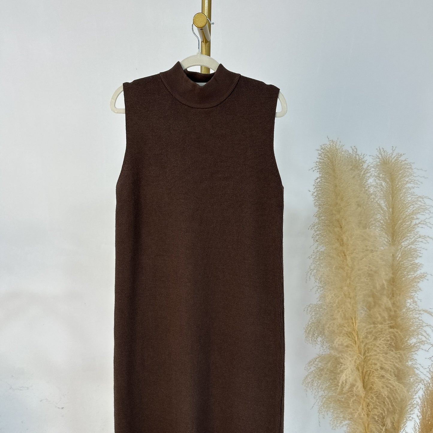 MH82 Winter Knit Abaya Set – 2-Piece Modest Co-ord (Open Cardigan + Inner Dress) with Pockets