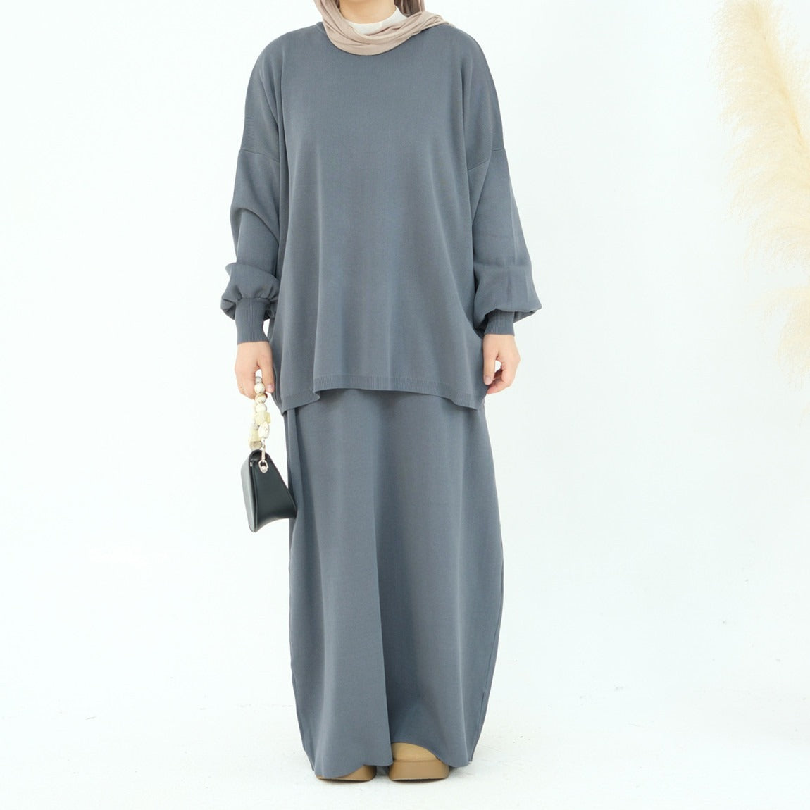 MH74 Muslim Women’s Winter Knit Two-Piece Modest Set (Top + Skirt)