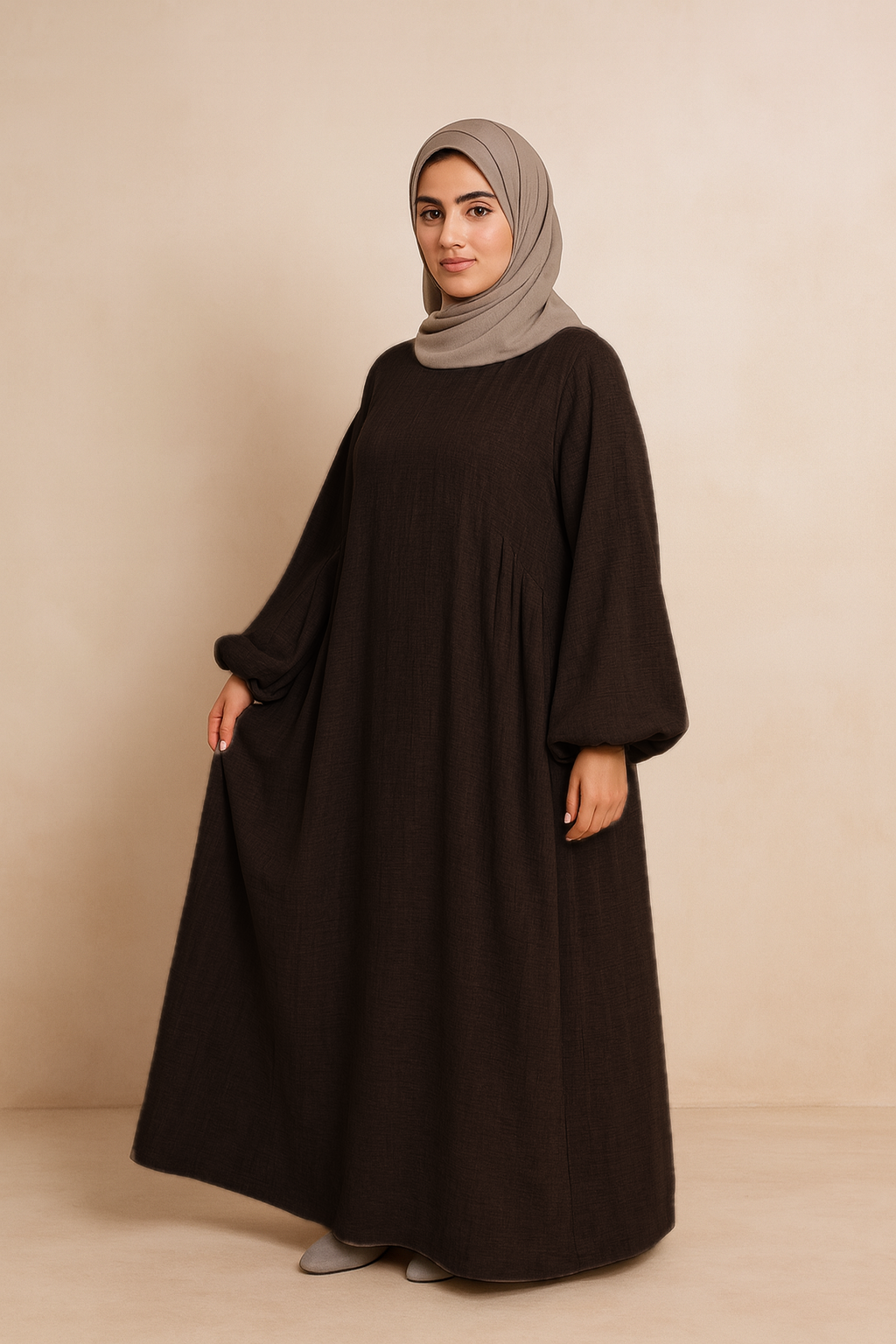 MH18 Nursing Zip Pocket Abaya – Single-Zip, Reversible Front/Back Wear for Prayer, Umrah & Hajj