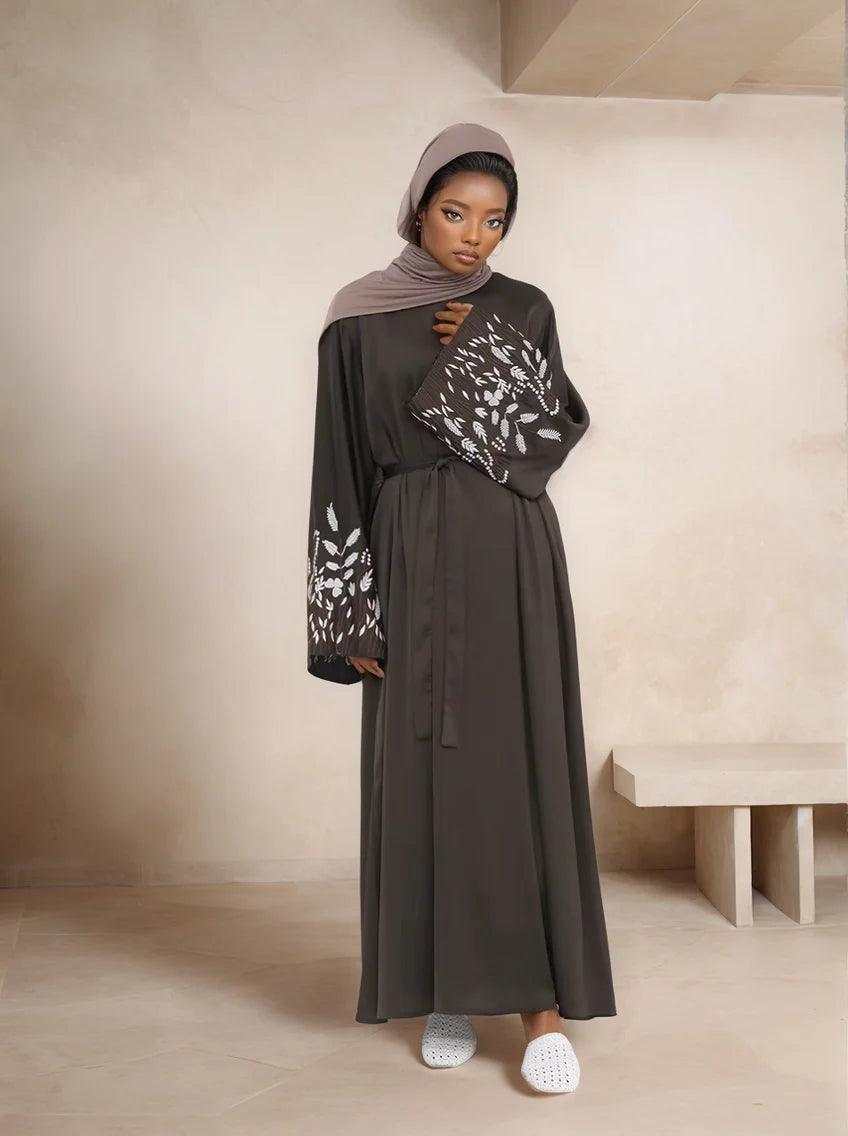 Embroidered Long Sleeve Kaftan Abaya| Modest Dress for Women/BROWN - Mahathelabel