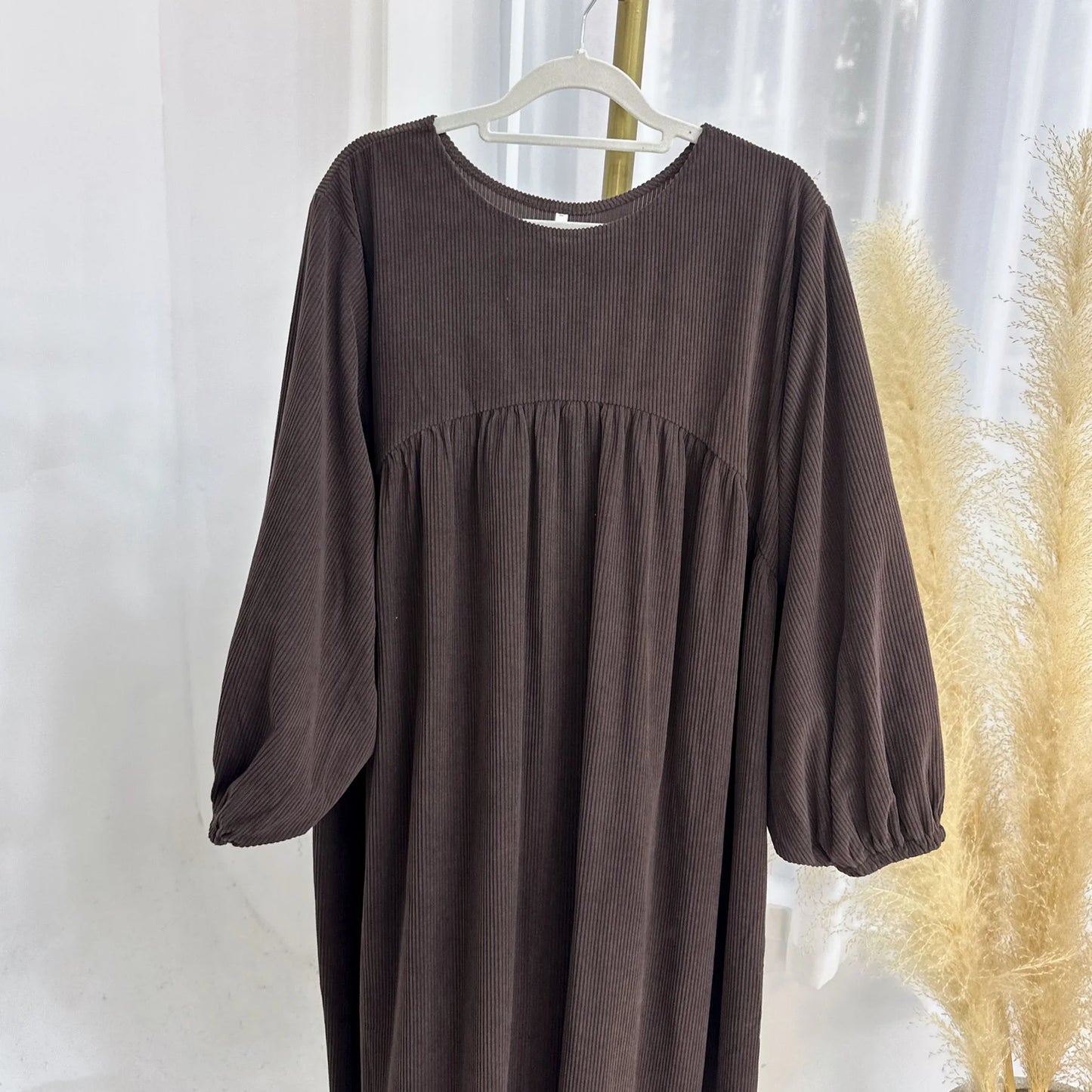 MH28 Winter Corduroy Abaya Dress - Muslim Maxi with Flared Hem & Puff Sleeves