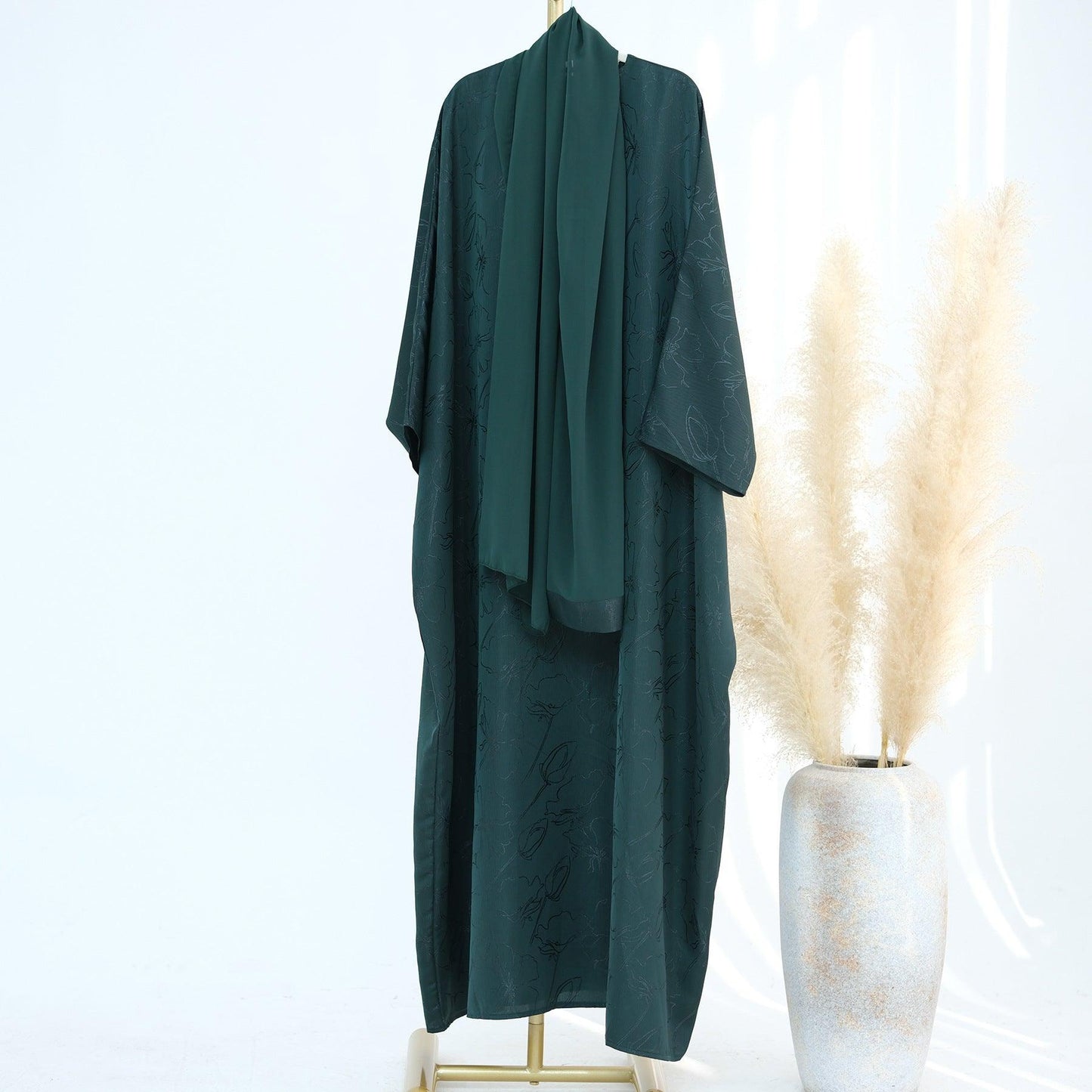 Layla Elegant Kaftan Maxi Dress | Ramadan Party Gown for Muslim Women - Mahathelabel