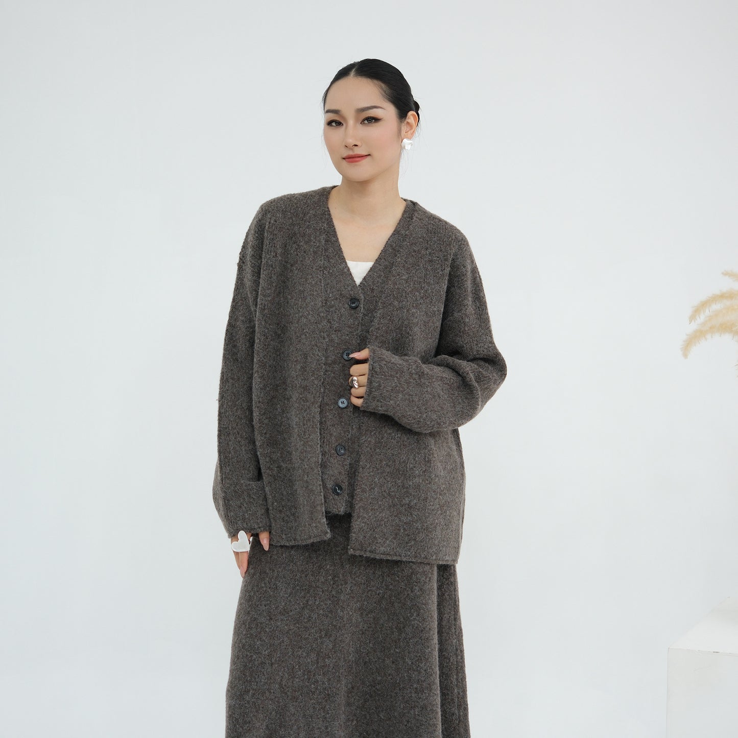 MH72 Winter Knit 3-Piece Abaya Set for Muslim Women – Modest Hijabi Co-ord (Cardigan + Vest + Skirt)