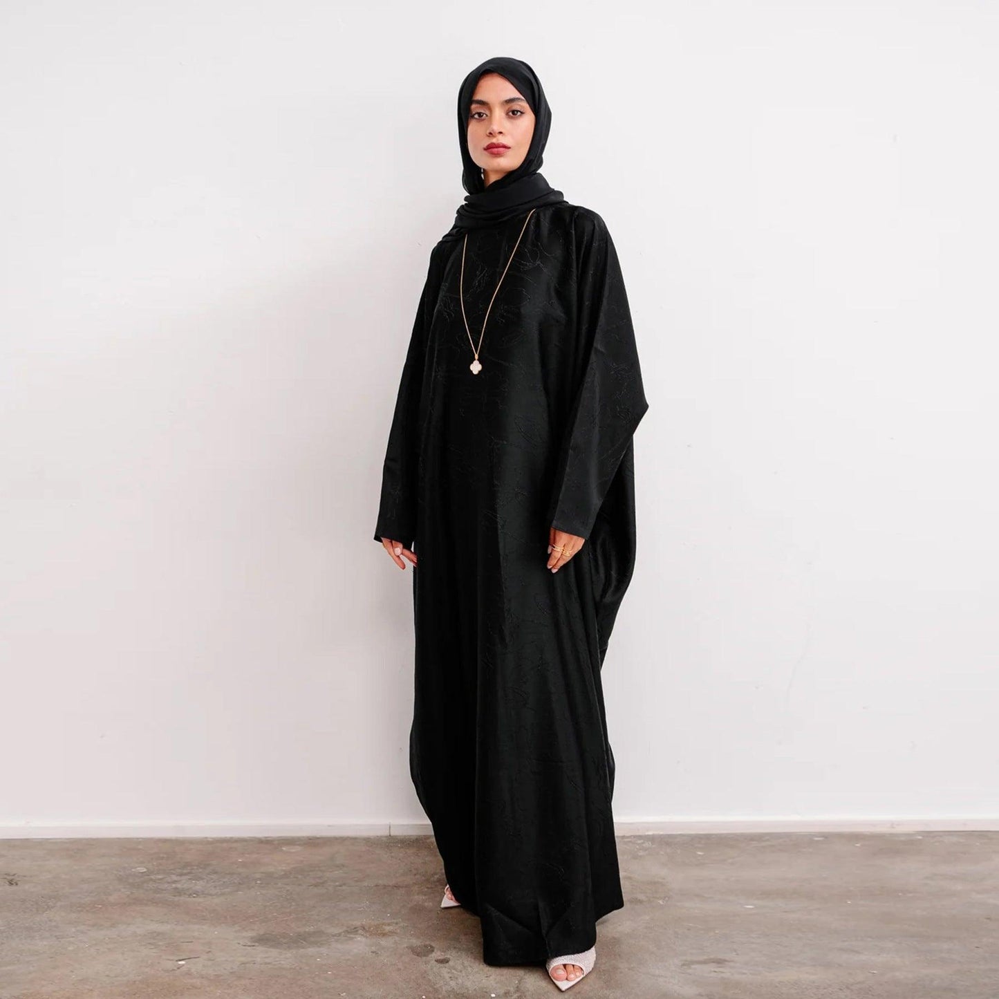 Layla Elegant Kaftan Maxi Dress | Ramadan Party Gown for Muslim Women - Mahathelabel