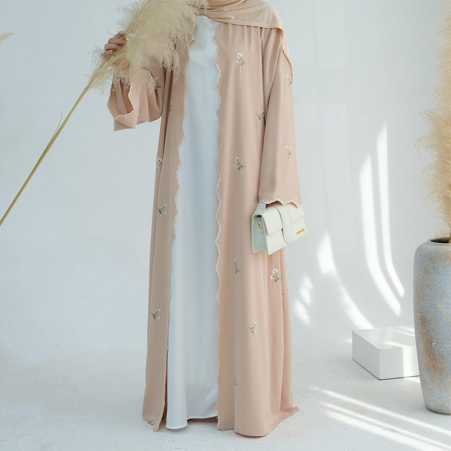 Amira Flower Embroidered Elegant Lace Cardigan - Mahathelabel