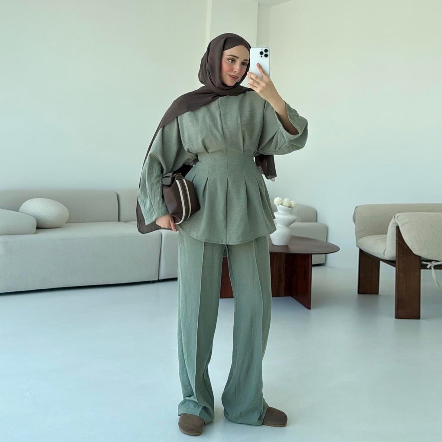 MH92 Modest Two-Piece Set – Ice-Silk Crepe Peplum Tunic & Wide-Leg Pants | Office • Travel • Eid Outfit