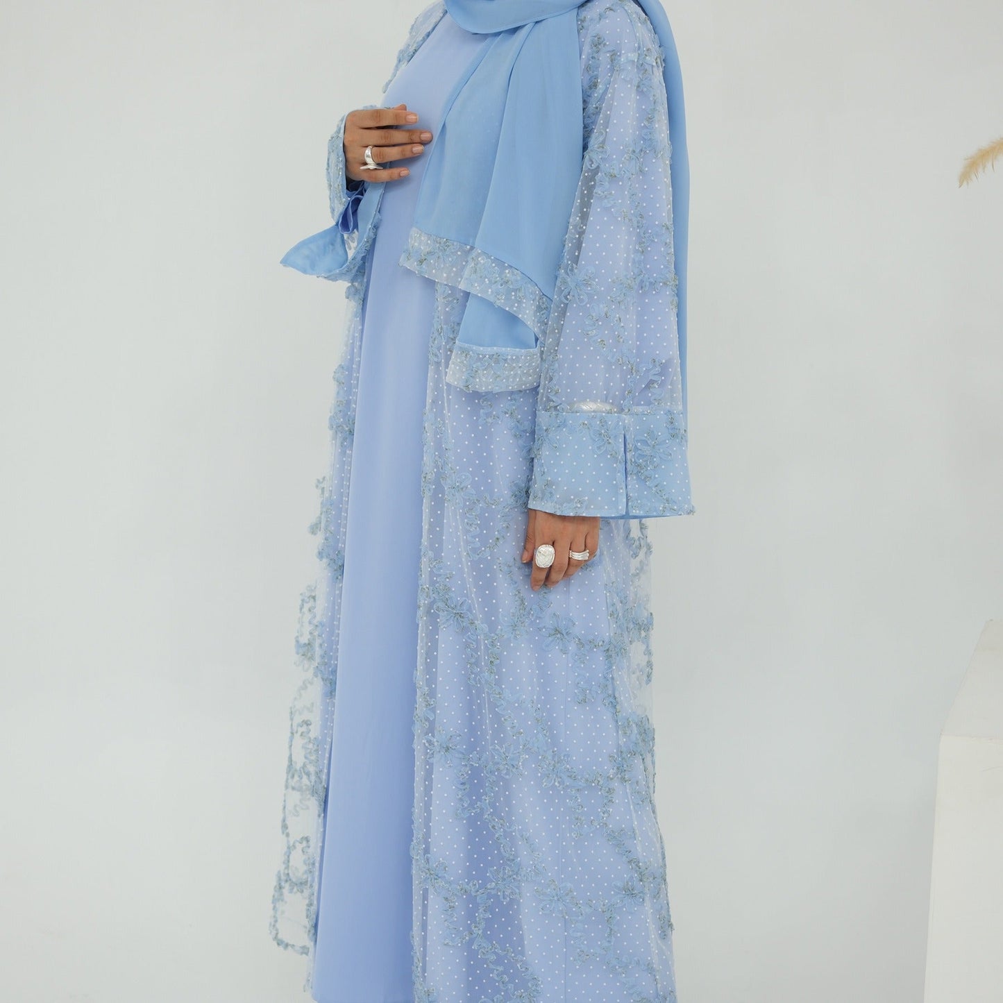 MH135 3D Floral Mesh Cardigan Abaya Set with Hijab – Elegant Modest Open Front Dress for Muslim Women