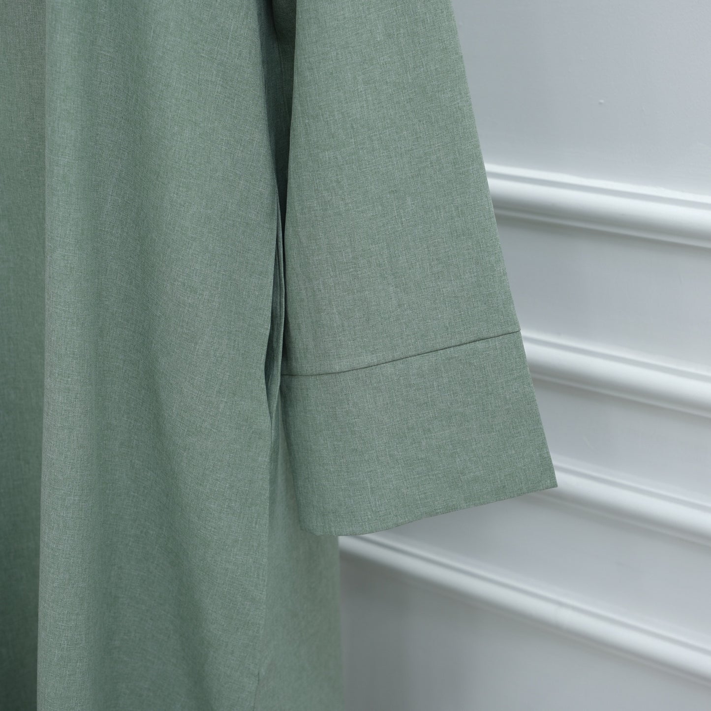 MH93 Plain Abaya Maxi Dress with Pockets – Opaque Wide Cuffs & V-Notch