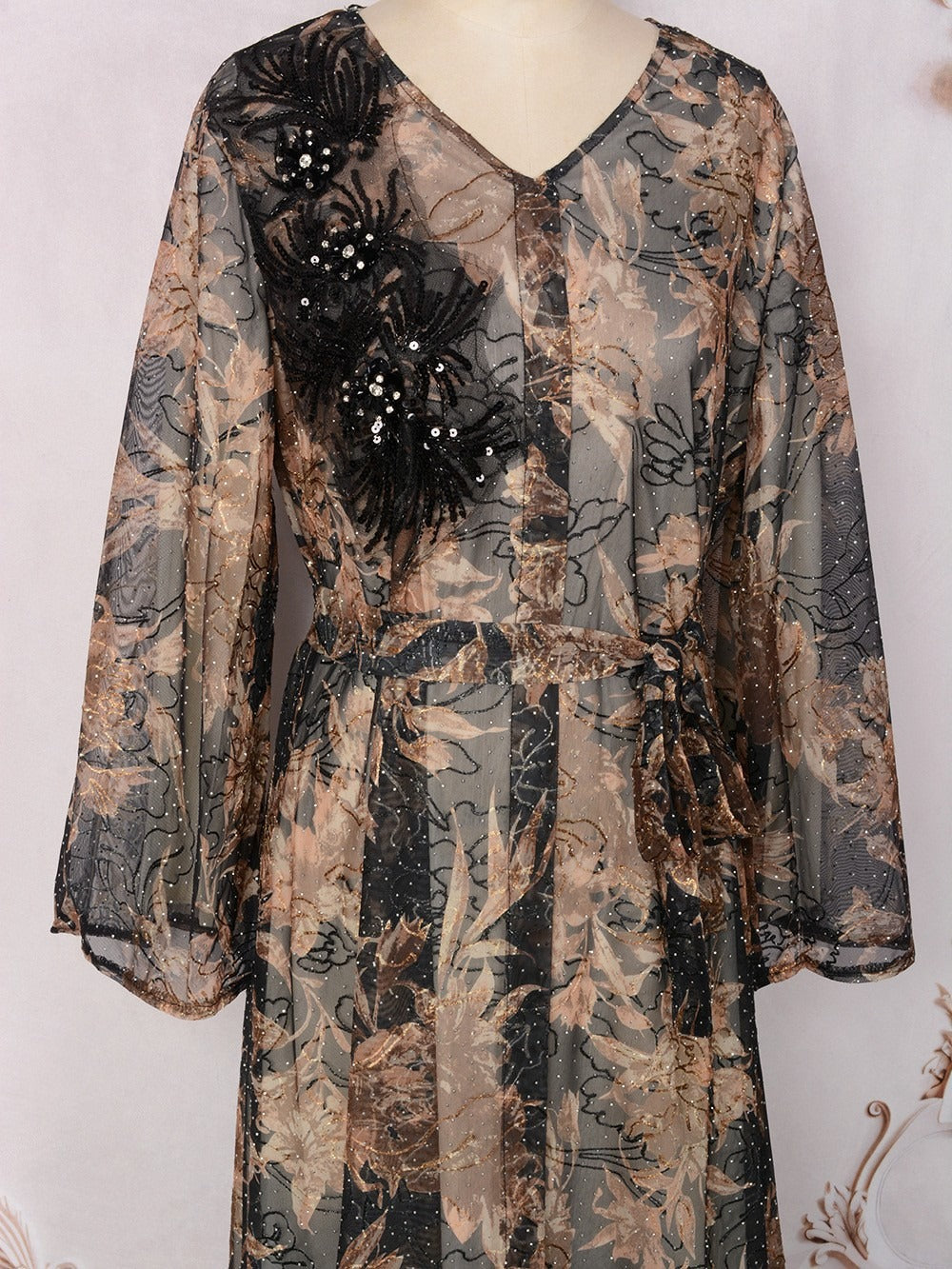 MH124 Floral Lace Modest Maxi Dress for Muslim Women – Elegant Long Sleeve Eid Dress