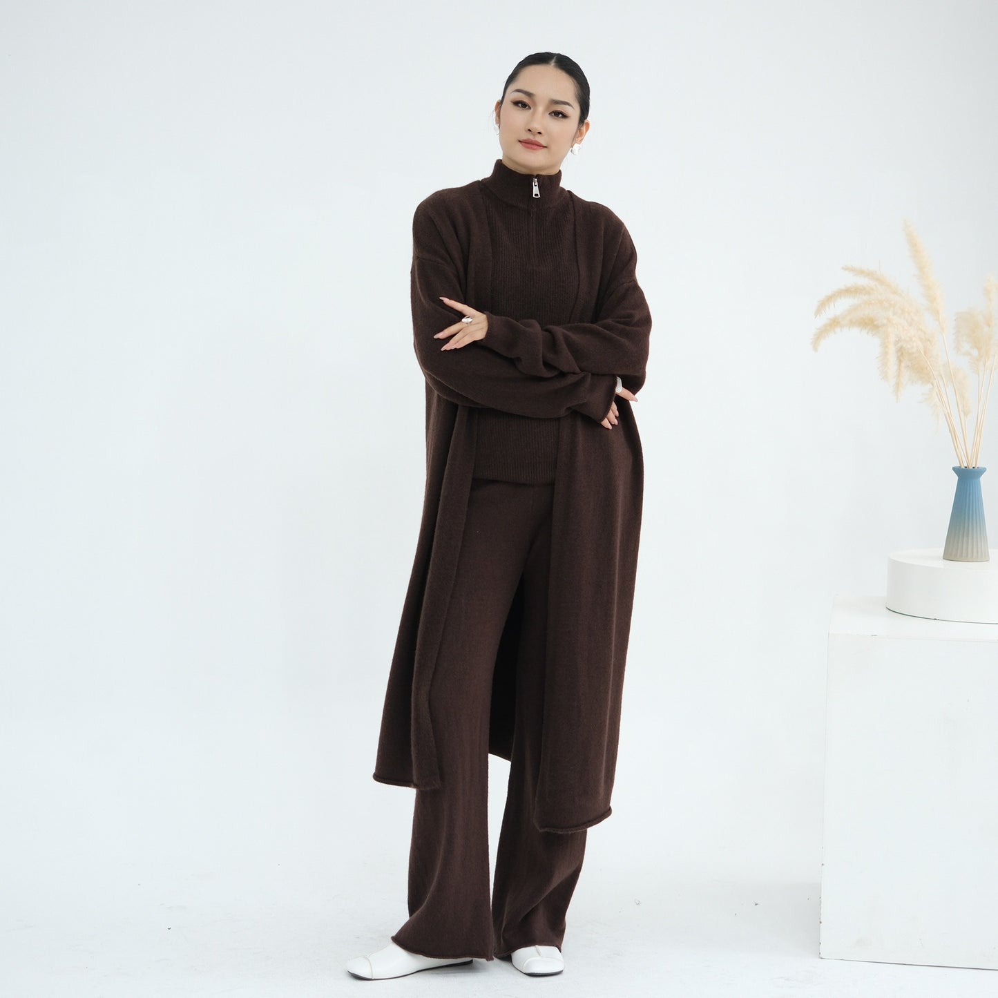 MH73 Muslim Women Winter Knit Abaya Set – 3-Piece Cardigan, Vest & Pants