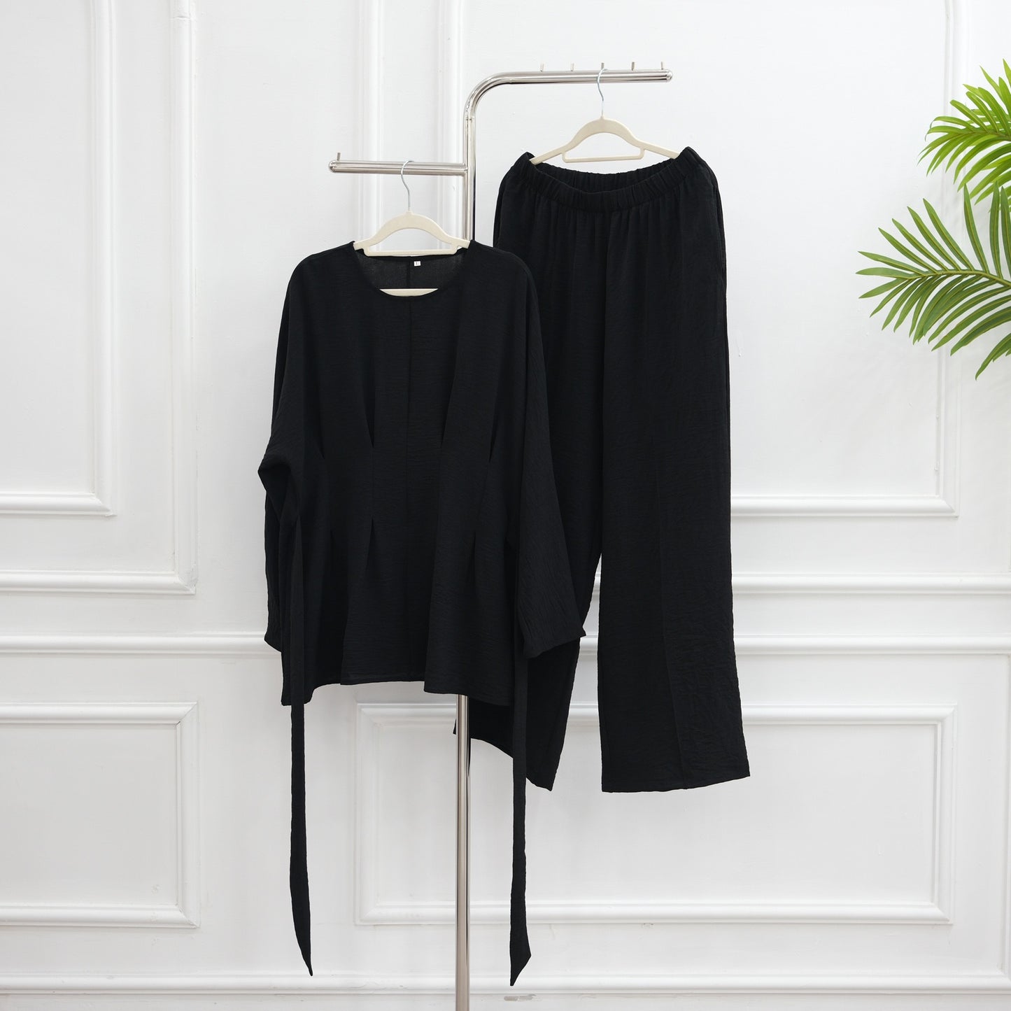 MH92 Modest Two-Piece Set – Ice-Silk Crepe Peplum Tunic & Wide-Leg Pants | Office • Travel • Eid Outfit