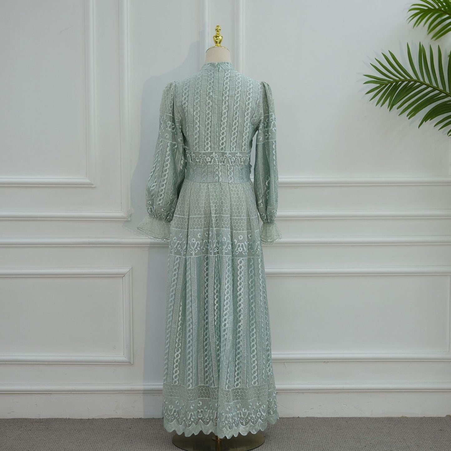 MH134 Elegant Embroidered Double Layer Abaya Dress – Luxury Modest Maxi Gown for Muslim Women