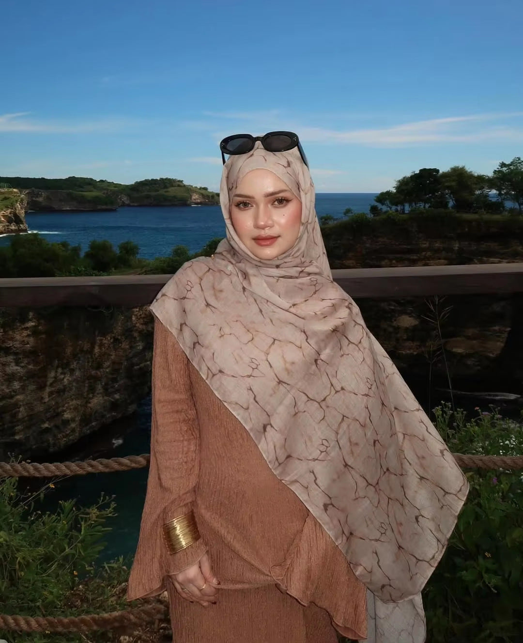 Women's Watercolor Print Hijab Scarf 80x180cm - Summer Beach Turban Headscarf with Sun Protection