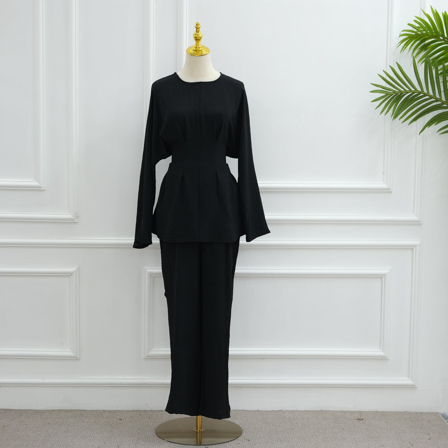 MH92 Modest Two-Piece Set – Ice-Silk Crepe Peplum Tunic & Wide-Leg Pants | Office • Travel • Eid Outfit