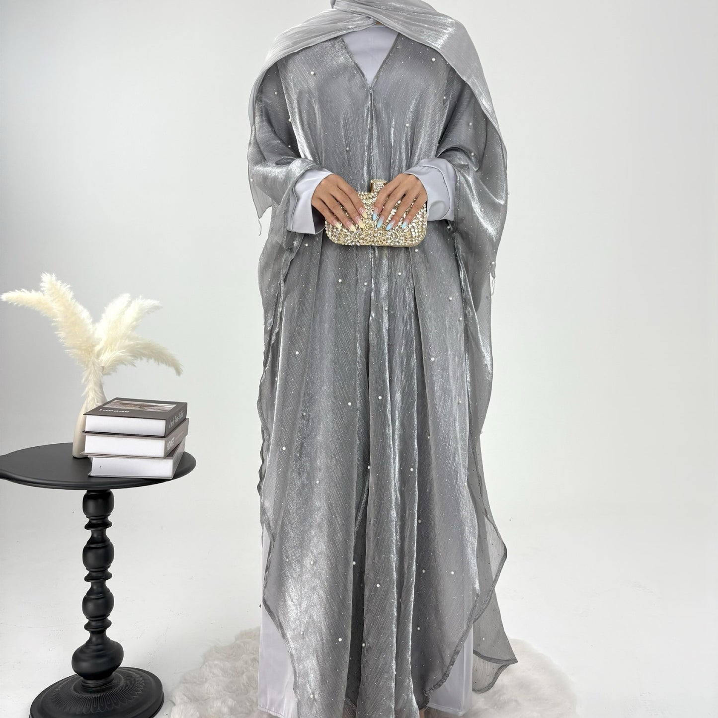 | Pearl Starry Sky 2-Piece Dress Set | Loose Long Modest Wom | detail close-up | Maha The Label modest fashion outfit