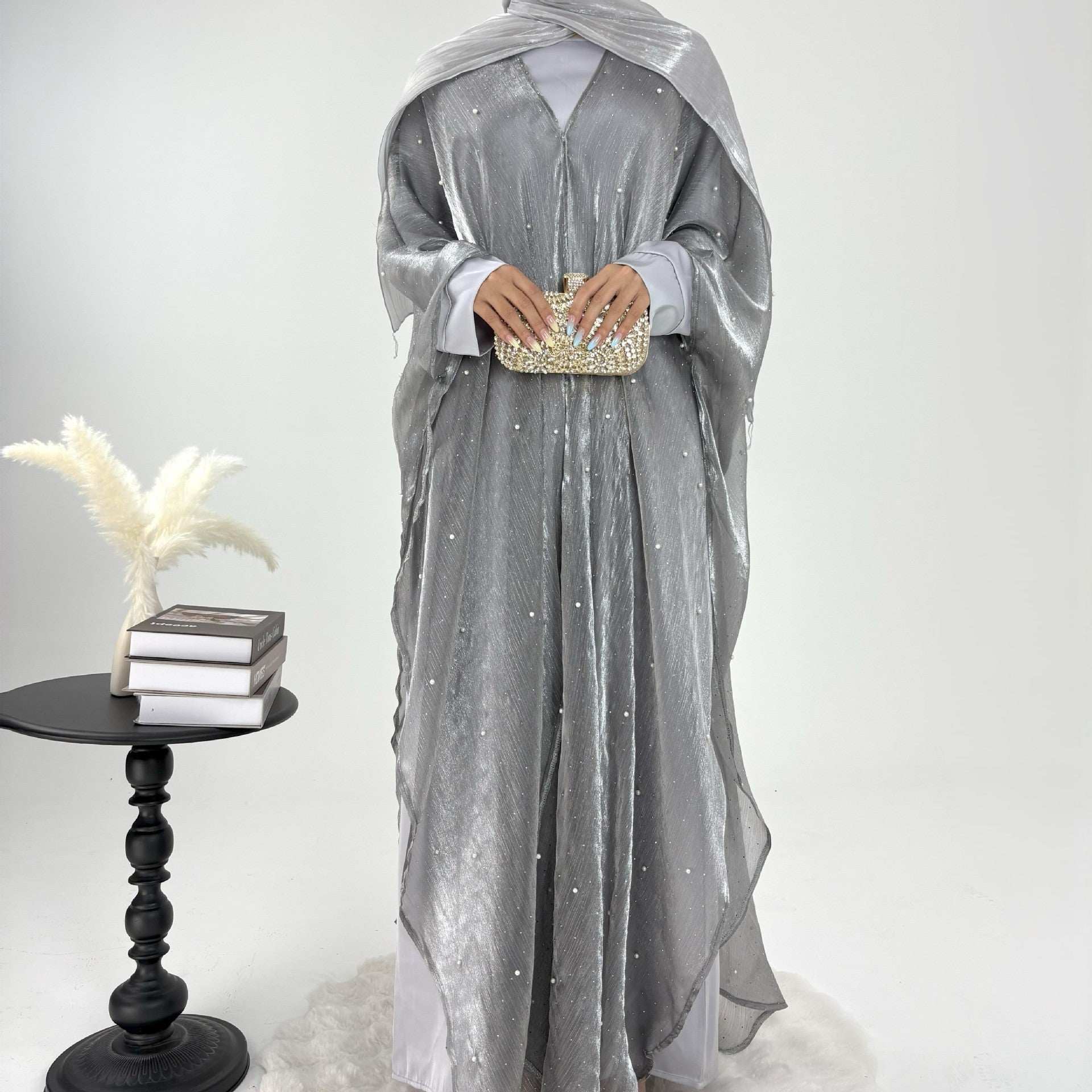 | Pearl Starry Sky 2-Piece Dress Set | Loose Long Modest Wom | detail close-up | Maha The Label modest fashion outfit