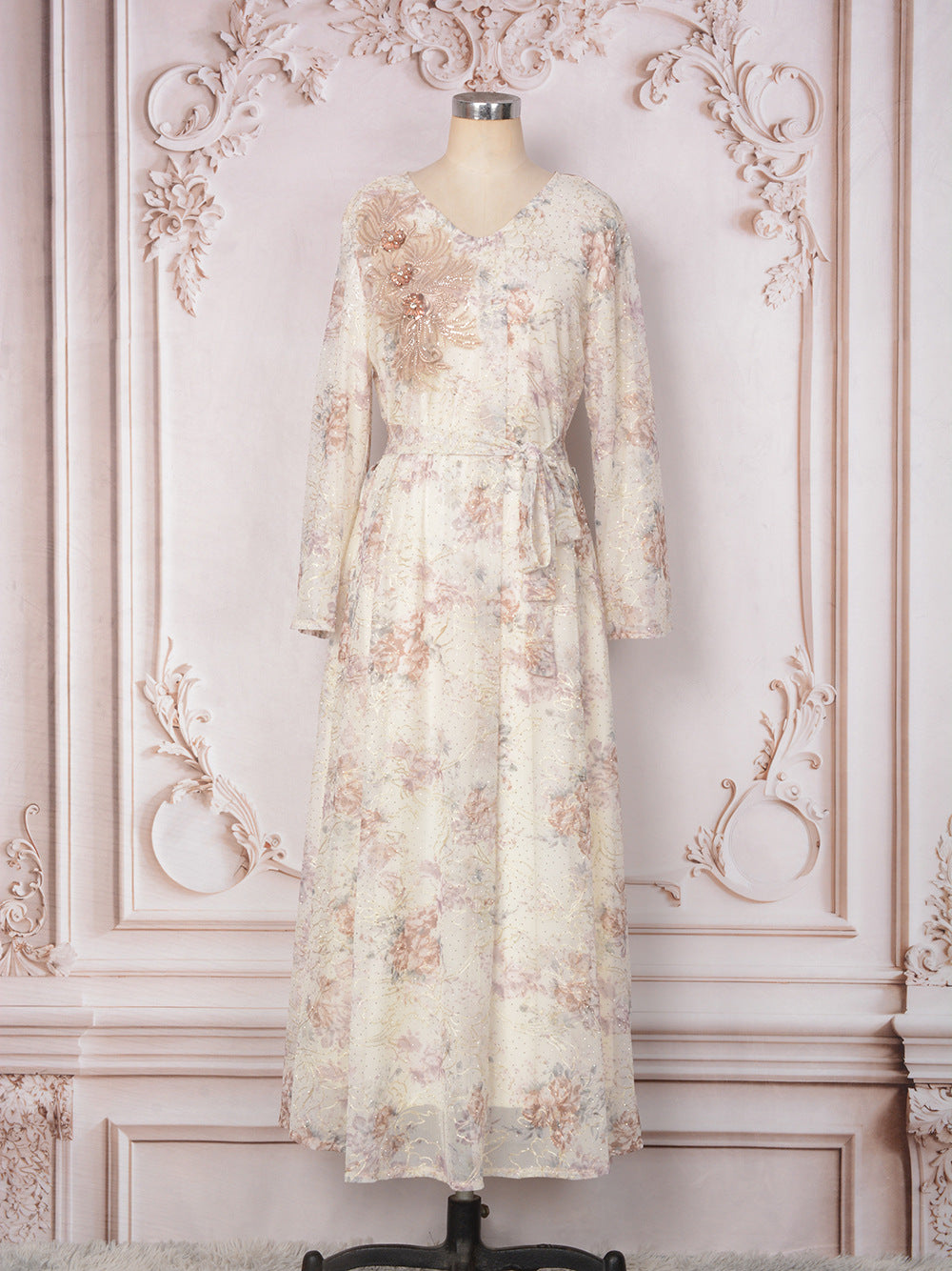 MH124 Floral Lace Modest Maxi Dress for Muslim Women – Elegant Long Sleeve Eid Dress