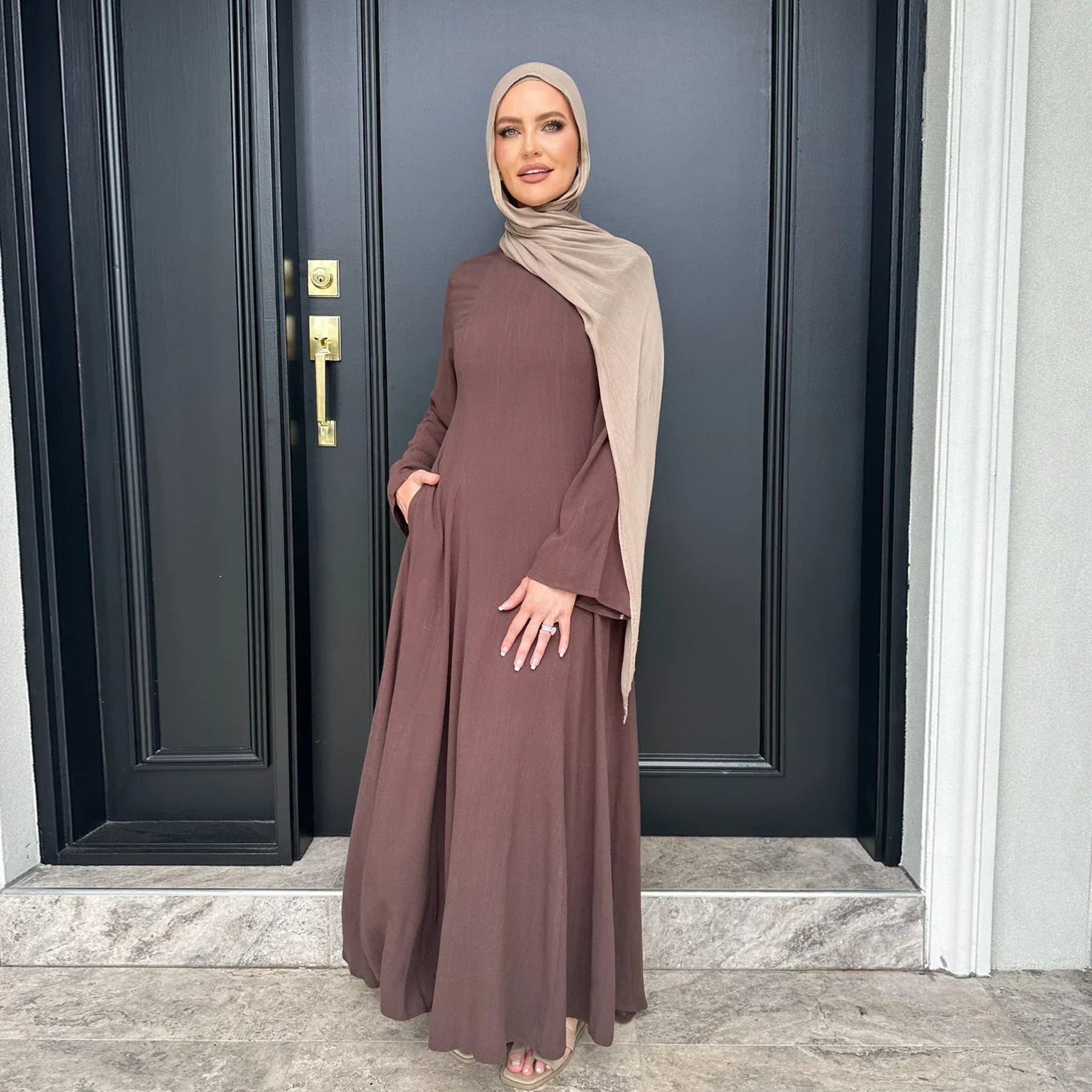 Slim Fit Cotton-Linen Abaya LM100 Modest Tie-Back Eid Dress Beige / S (52) Slim Fit Cotton-Linen Abaya LM100 Modest Tie-Back Eid Dress Beige / S (52)